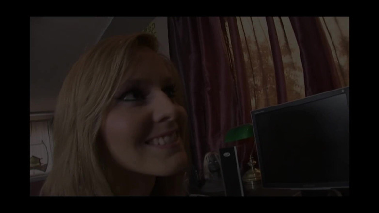 Little World: Sono lascivo no escritório