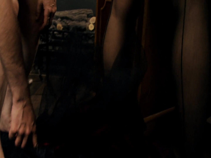 SEXUAL SIN TEENS: Blondes teen mit dickem arsch masturbiert im höschen und wird...