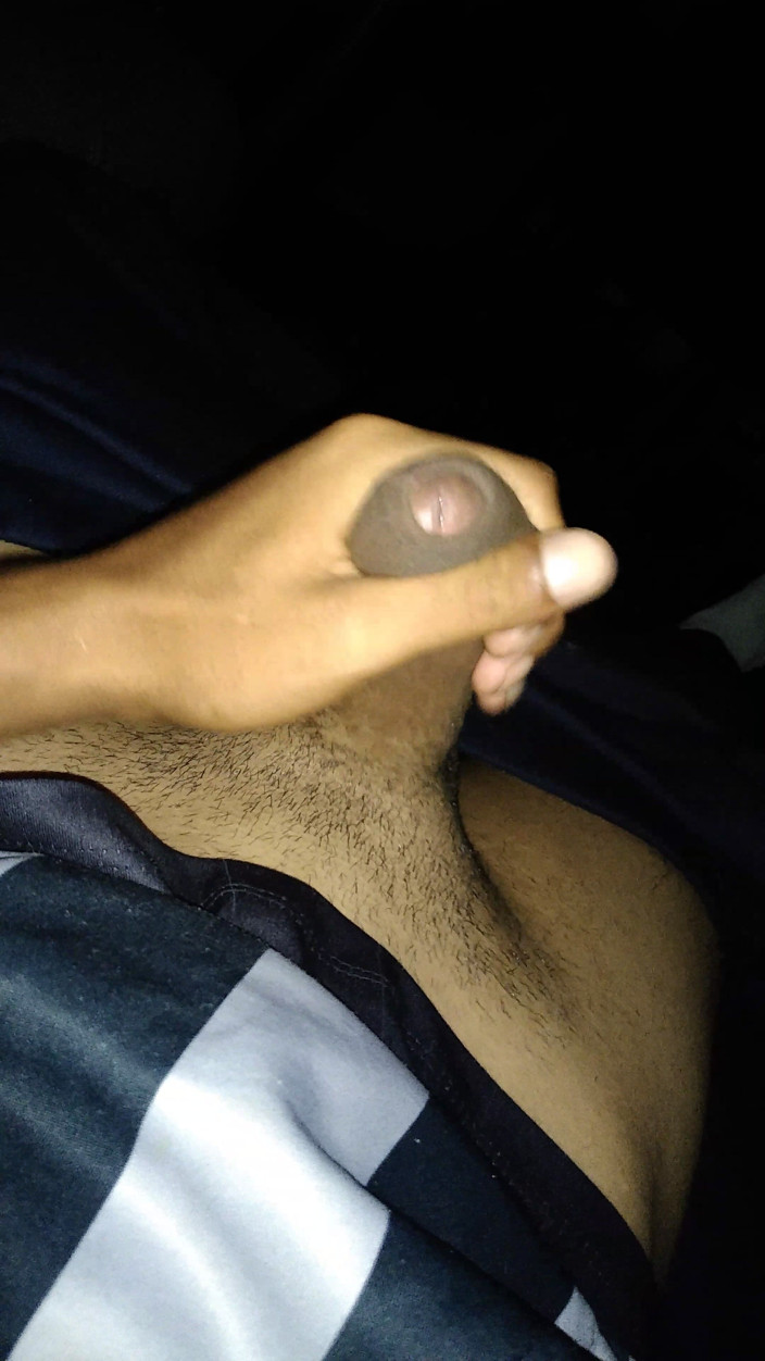 AlexAlejandro13: Grabbing the Afternoon on the Couch