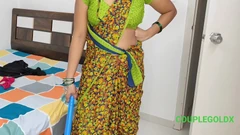 Sweeper našel plastový penis na posteli