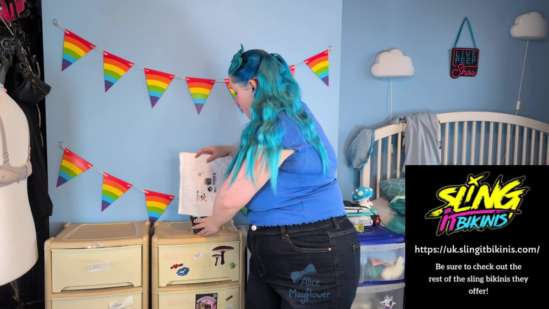 Alice_Mayflower_Scottish: Birthday Sling Bikinis Unboxing - Solo Girl