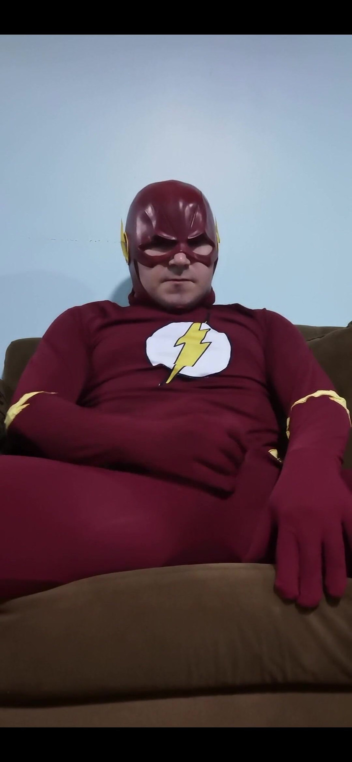 Rokkuman: Il cosplay flash si sega