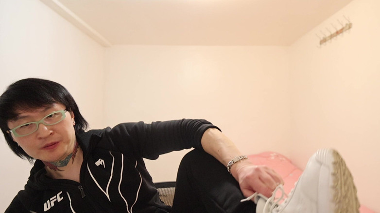 Dope Lee: ชักว่าวโชว์ถุงน่อง Rht กลิ่นเหม็นๆ ของฉัน