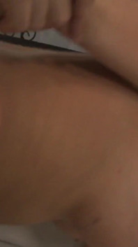 4 adegan - MILF jalang - 6