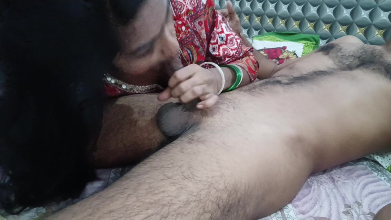 LateralChain349: Desi Bhabhi Passionate Blowjob &amp; Oral Sex - Real Homemade