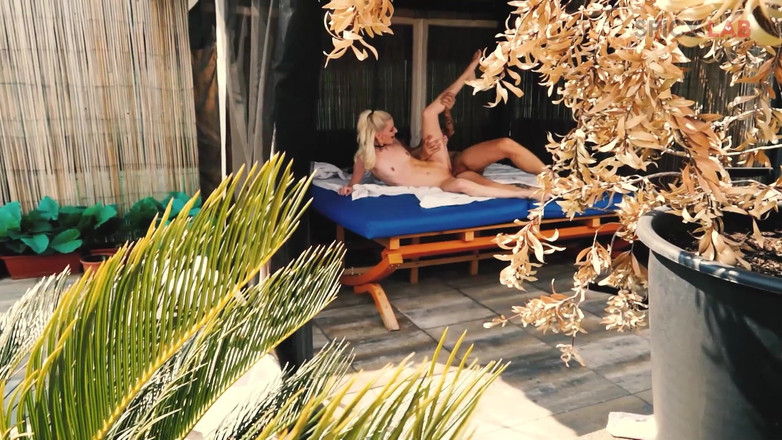 Spicy Lab Production: Hot Solarium with Young Slut Mia Casanova and Ryan X