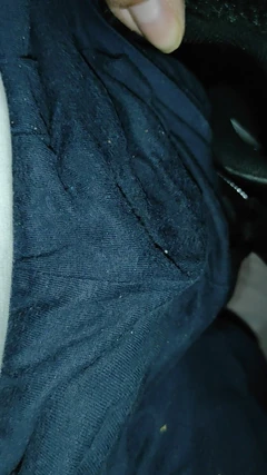 Dirtyjunkbro gra, brudne, śmierdzące skarpetki, sikanie i picie