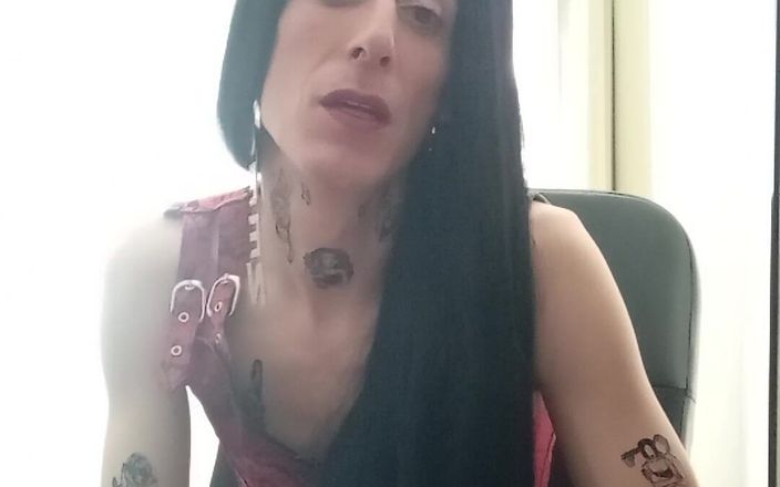 Penelopene27: Crossdresser Exhibicionista