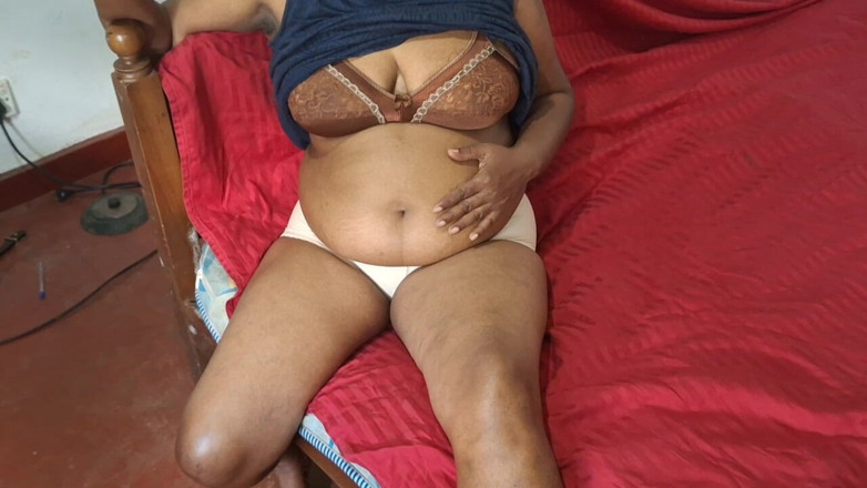 Teena New: Más caliente video casero real de milf