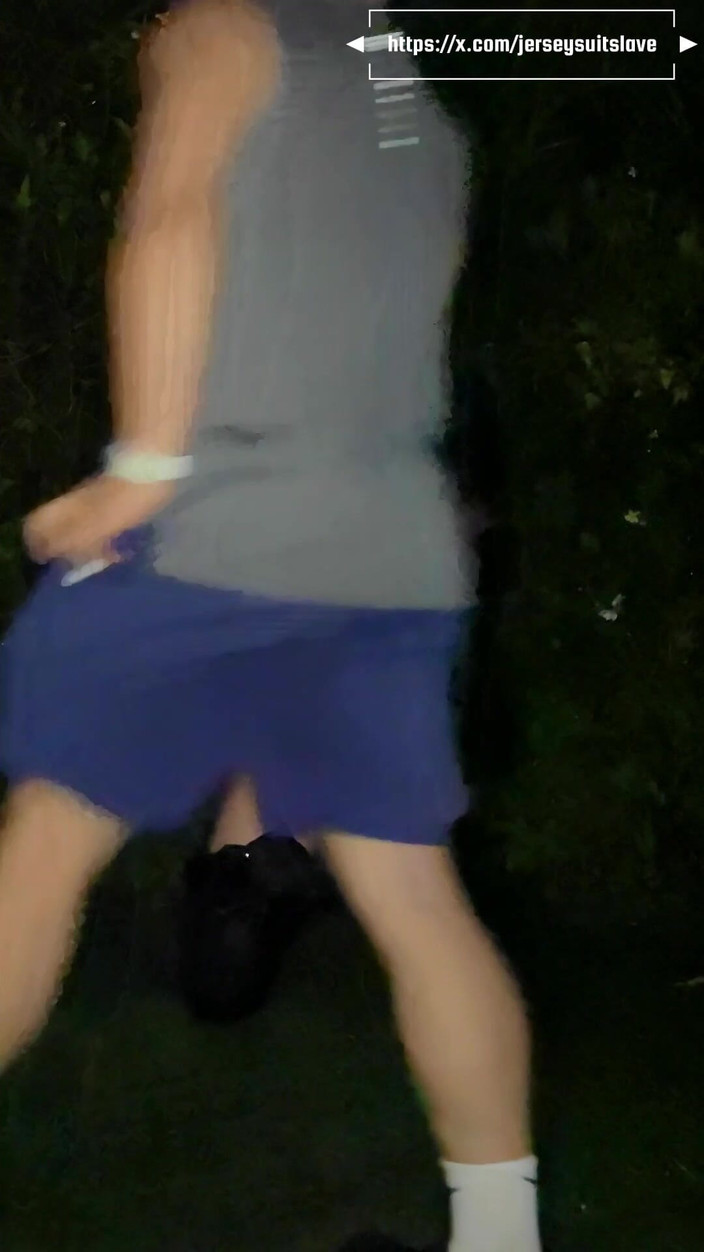 Human Urinal: सूट जंगल में शर्म और अपमान से लड़ता है