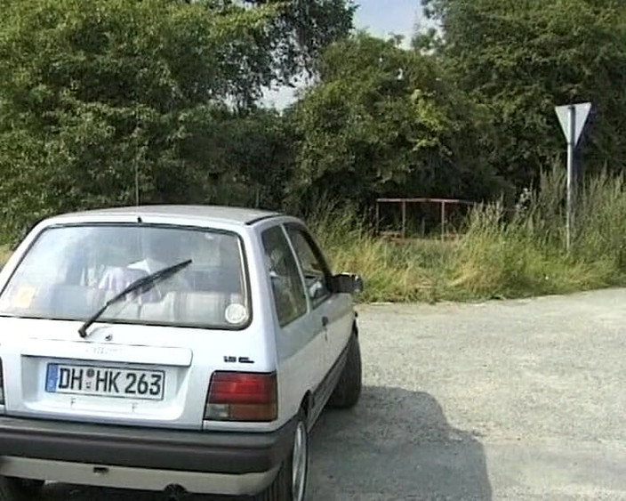 German Threesome: Německý policista byl ošukaný do análu ve trojce