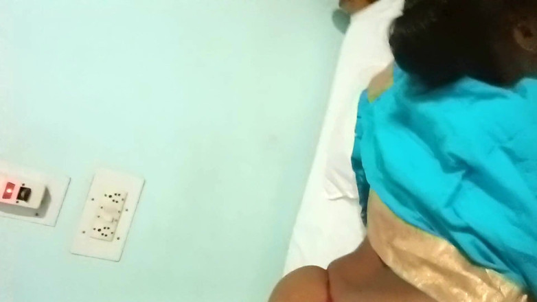 Popmini: Cô vợ nóng bỏng làm tình nóng bỏng với đồng nghiệp...