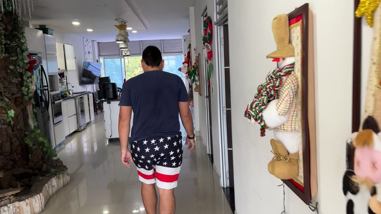 Pronoia Mey: Моя двоюрідна сестра приїжджає у подорож, і мій чоловік трахає її