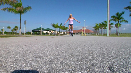 Miami Reality: Piccola ragazza skater viene scopare per bene alla figa