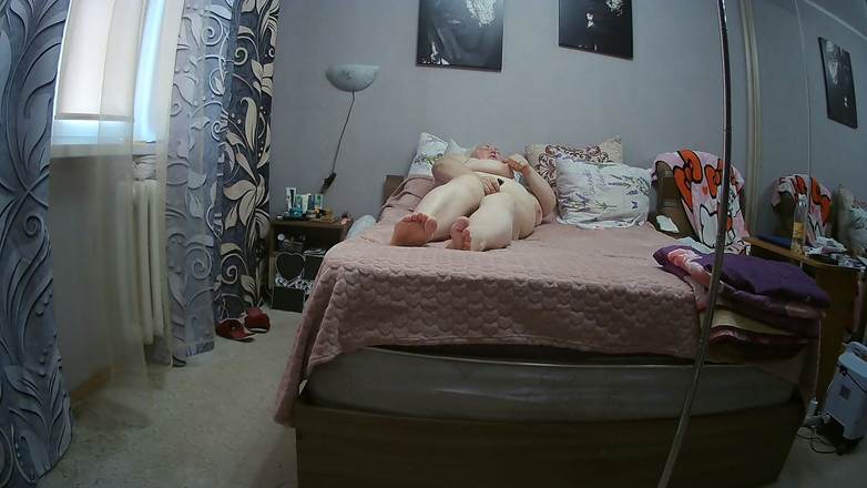 Zona901: Teściowa ciągnie duże cycki i bawi się wielką cipką