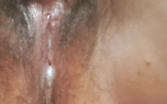 Mommy big hairy pussy: Nevlastní matka ví, jak po šukání dostat mléko z vagíny