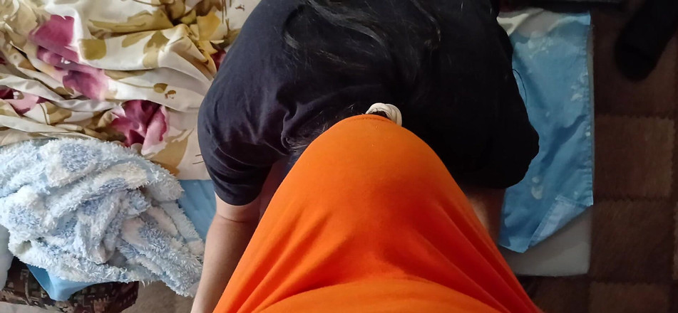 Lesbian-illusion: Je lèche la chatte de ma demi-sœur MILF pour qu’elle...