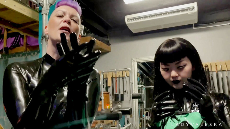 Lady Valeska: Dominerande sjuksköterskor ger dig prostataundersökning