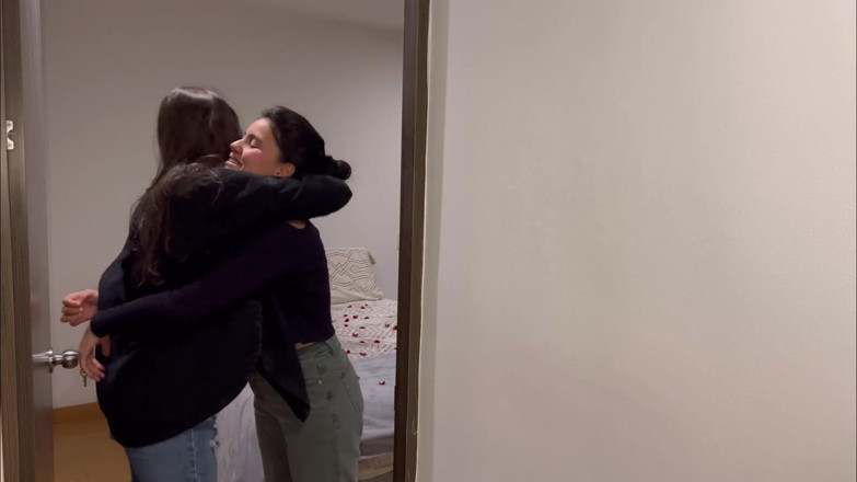 scarlettandc: Îi plătesc celei mai bune prietene a mele o vizită...
