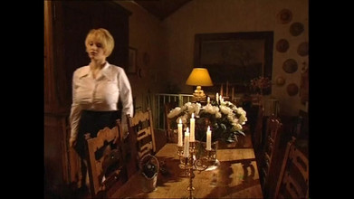 Cinema X: Milf sexy futută în cur și umplută de spermă în gură de o...