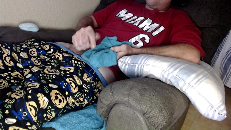 DubeSnackes: DubeSnackes, amusons-nous et nous masturbons.