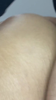 De quatro, milf rabuda saltando suas nádegas