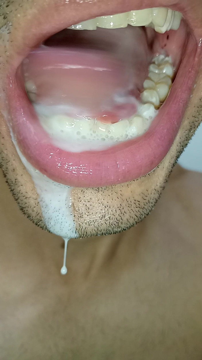 Rey rey: Ich liebe sperma in meinen mund, die zunge, lange zunge,...