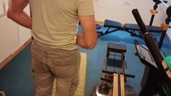 Mark Hannes: Masturbace v tělocvičně