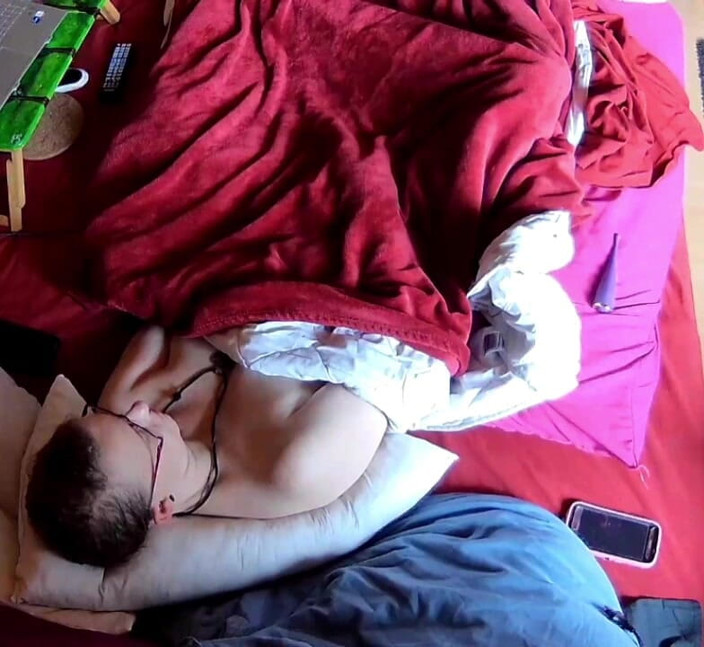 KittieNoOne: Beim masturbieren erwischt