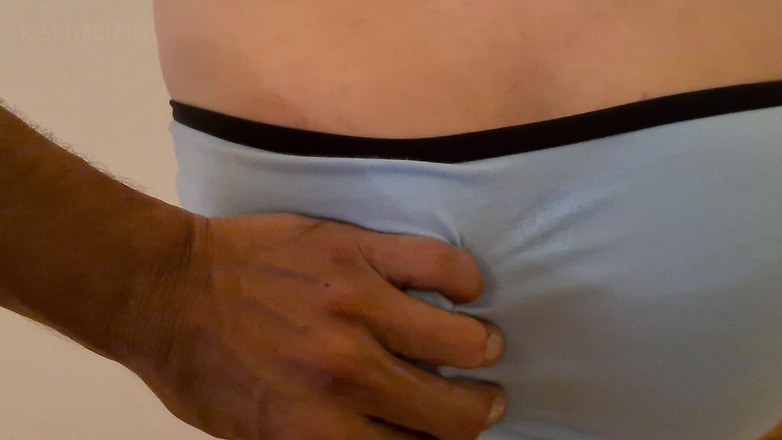 Prettyboi2000x: Stöhnende Femboy-schlampe Venti Wird in Den Arsch Gefickt Und Vollgespritzt -...