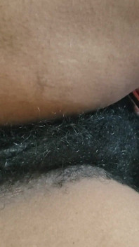 Comer coño peludo maduro de cerca tan caliente madrastra