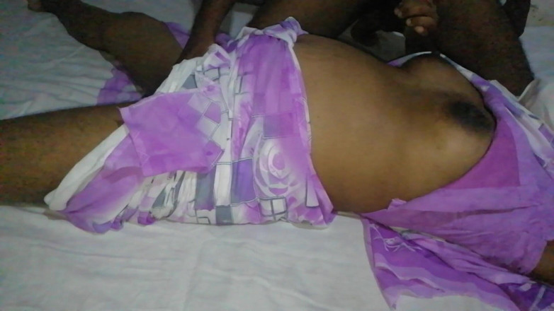 Sweety In Bed: Bangali mädchen büro-toilette möpse essen