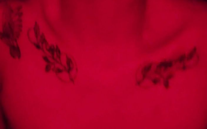 XieXie: Dildo in stile hentai, mi scopo fino a quando non...