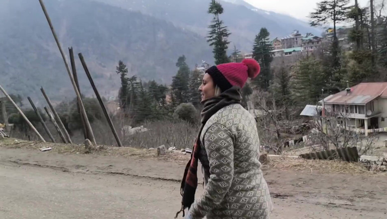 Desi chudai hub: One Night Stand Fuck at Mountain