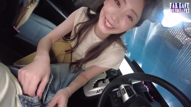 Far East pornography: Soirée élégante en gulp avec une maman célibataire avide de goûter...