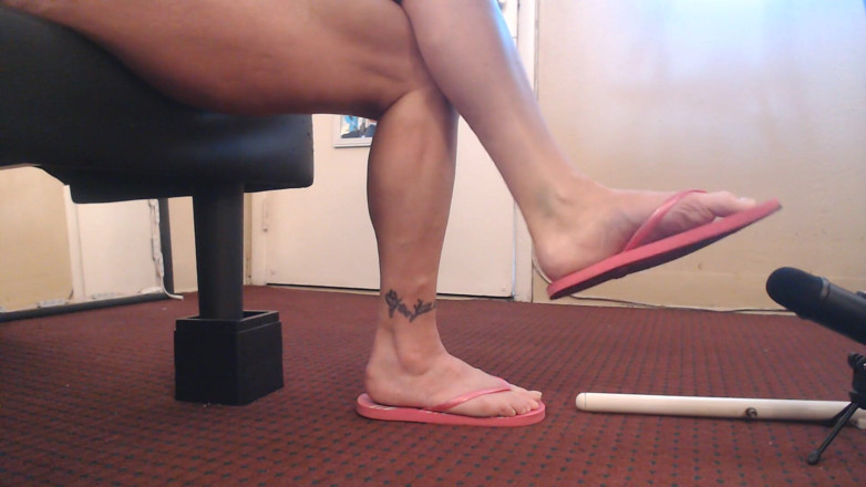 Abby Anna: ASMR, chanclas sucias con rayas rosas