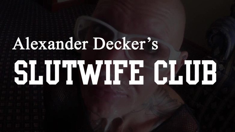 Slutwife Club: หีติดหน้ากากในเซสชั่นอมควยสุดลึกแบบยอมจำนน