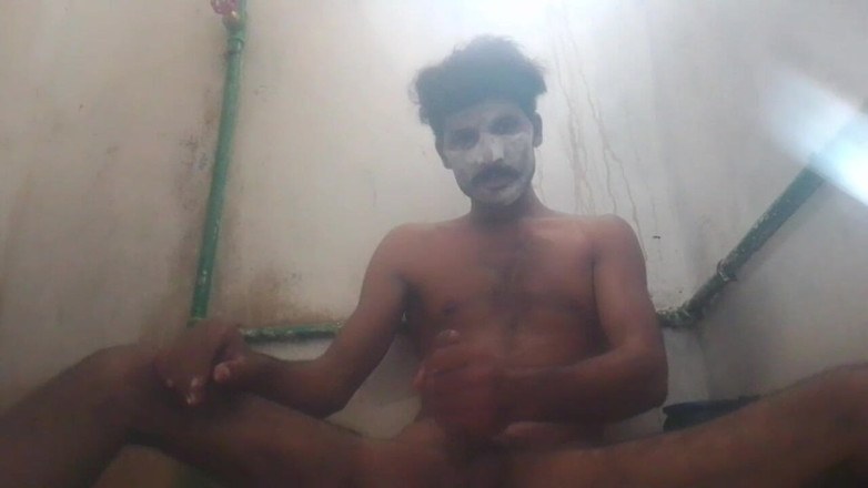 Blondeair5: Solo kluk velký penis Blondeair
