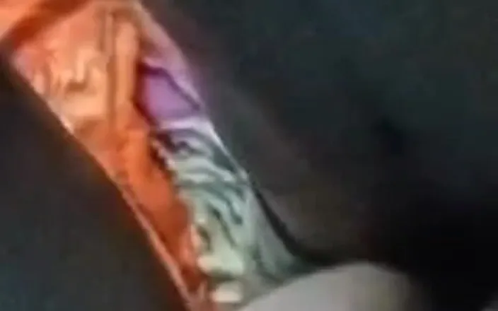 Sahnaz khan: Dům Desi Holka