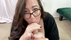 cutejayne: Milfka Jayne kouří kalhotky odstřelovače