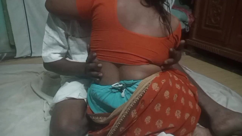 Desi Sathiya: Indian Desi Tamil Hot Body Village Bhabhi Fucked Hard