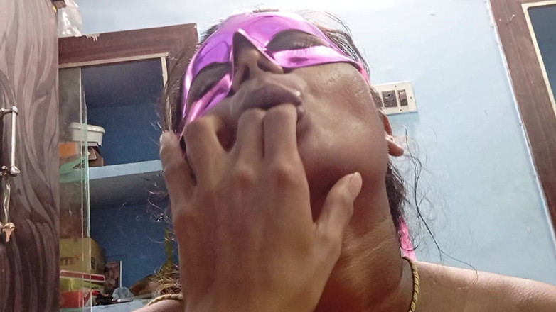 BeautyAnu: Indický desi pár Oralsex