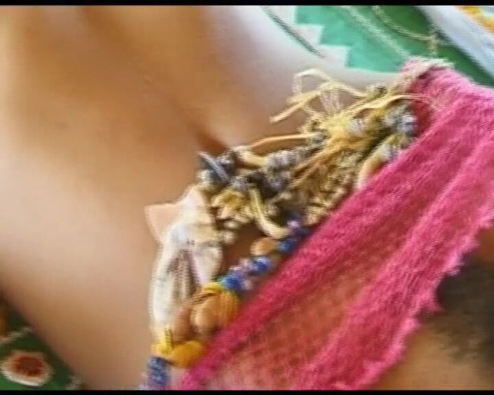 German Amateur Videos: Kijk hoe deze Duitse zwarte babe haar lichaam laat zien...