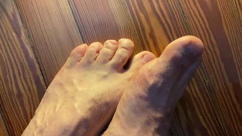 Placer_macho: 我的脚在工作日后筋疲力尽...