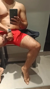 Mağazanın soyunma odasında