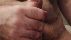 The UK Hairy Bear: Дрочу огромную порцию сливок папочки-медведя в моем желтом белье...