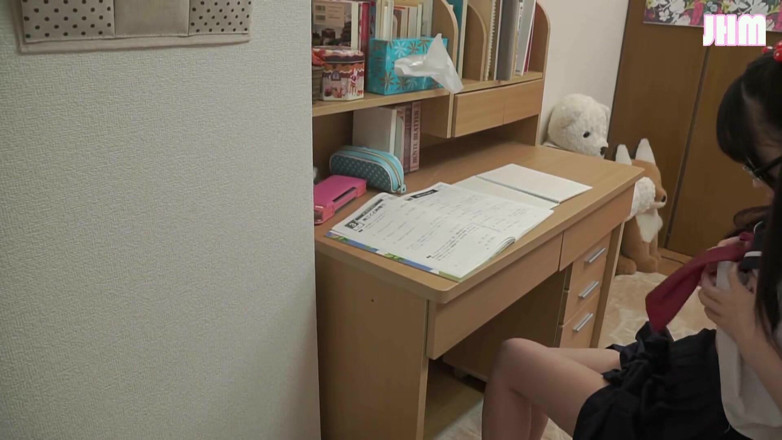 J Hentai Matings: 안경이 나왔을 때 키라리 세나는 아무도 예상하지했던 면을 드러냈습니다. - 챕터 1