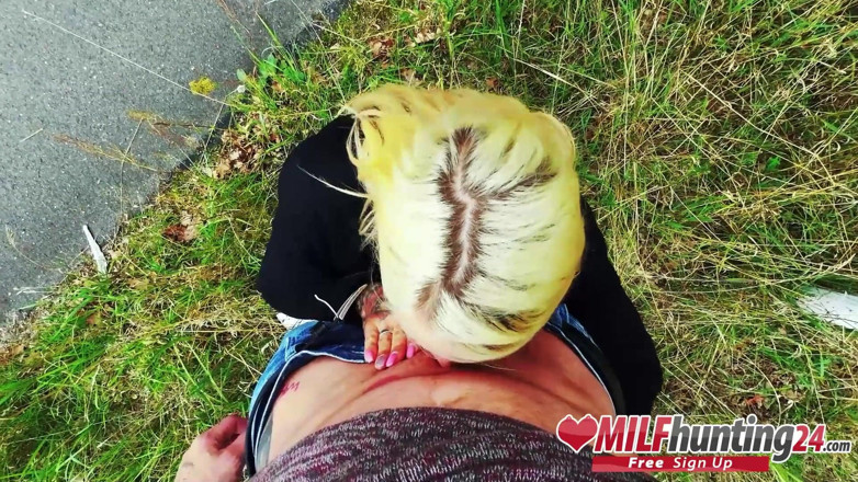 MILF Hunter 24: Harleen van Hyntenとの熱い屋外弄! 熟女用狩猟24