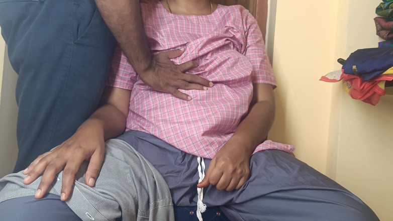 Ilakkiya: Sora vitregă cu Uniformă Hot Ssc