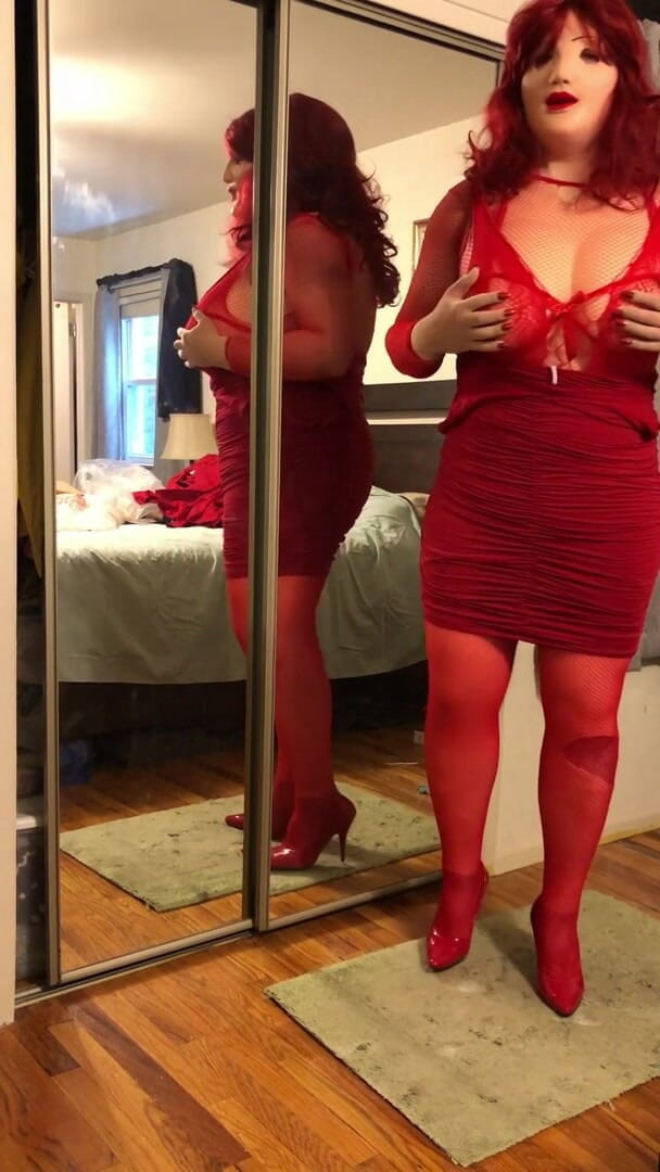 Deanna Doll: Лялька Deanna роздягається - частина 1